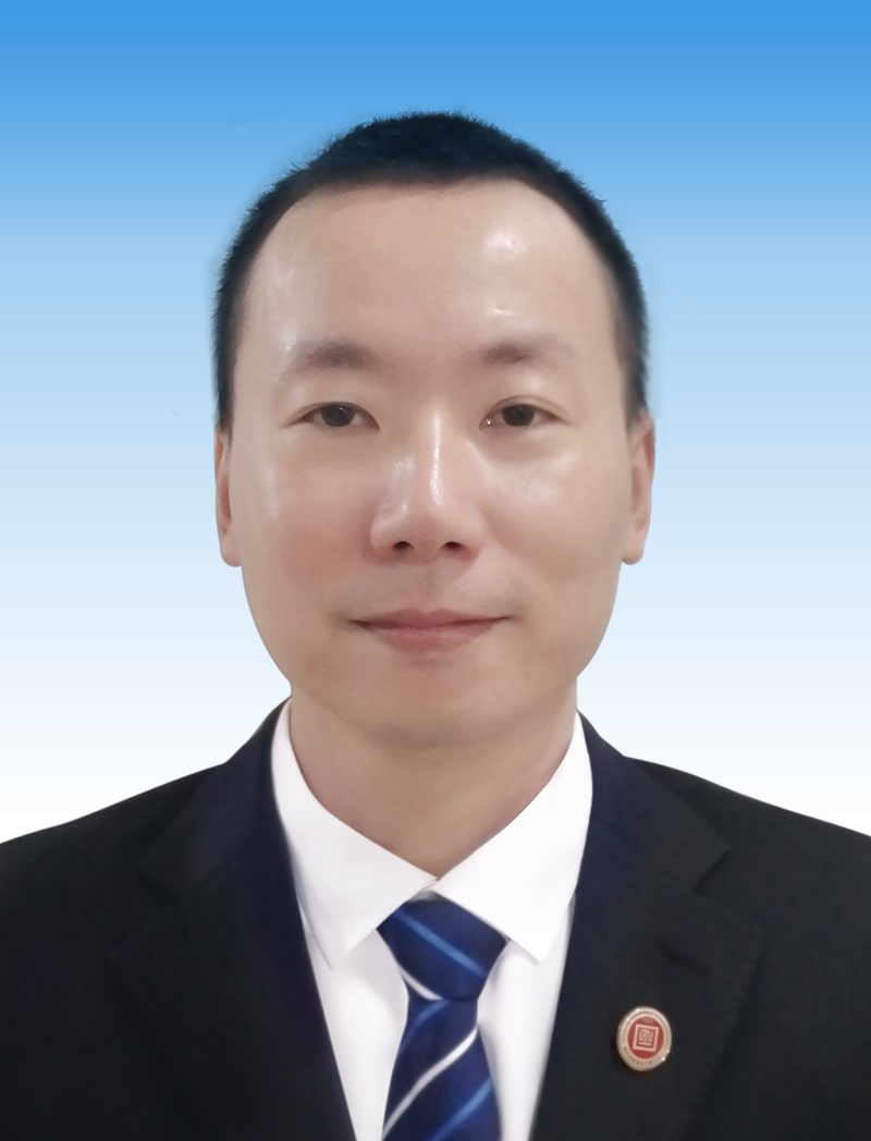 万向注册师夏征然