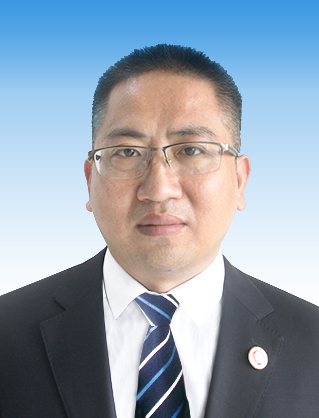 万向注册师曾彬彬
