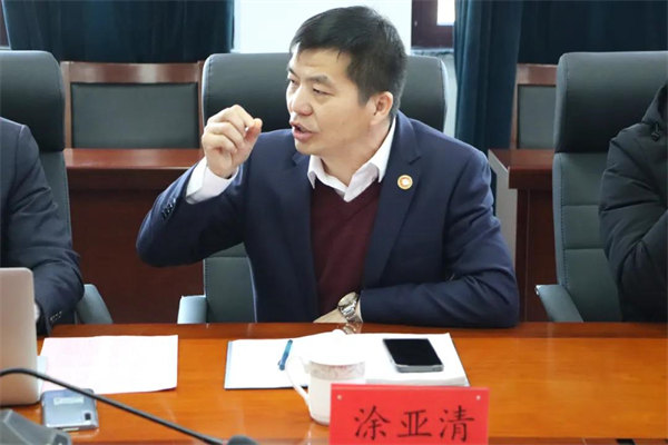 广东万向注册企业管理研究院项目总监涂亚清老师致辞