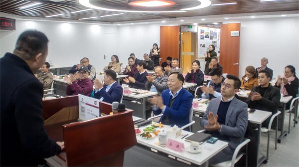 万向娱乐携手光大证券股份有限公司成功举办《上市规划》主题沙龙