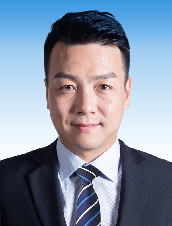 万向注册师张存远