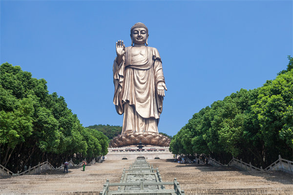 无锡战略咨询公司如何帮企业突破增长瓶颈，实现逆势突围？